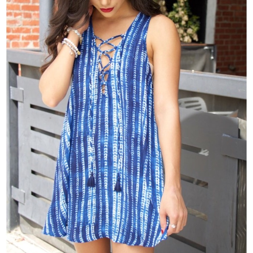 Show me your MuMu Rancho Mirage lace up dress - Picture 2 of 5